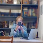 Profesora de ciencias, imparto matemáticas y física - química de ESO. Amplia experiencia en impartir clases.